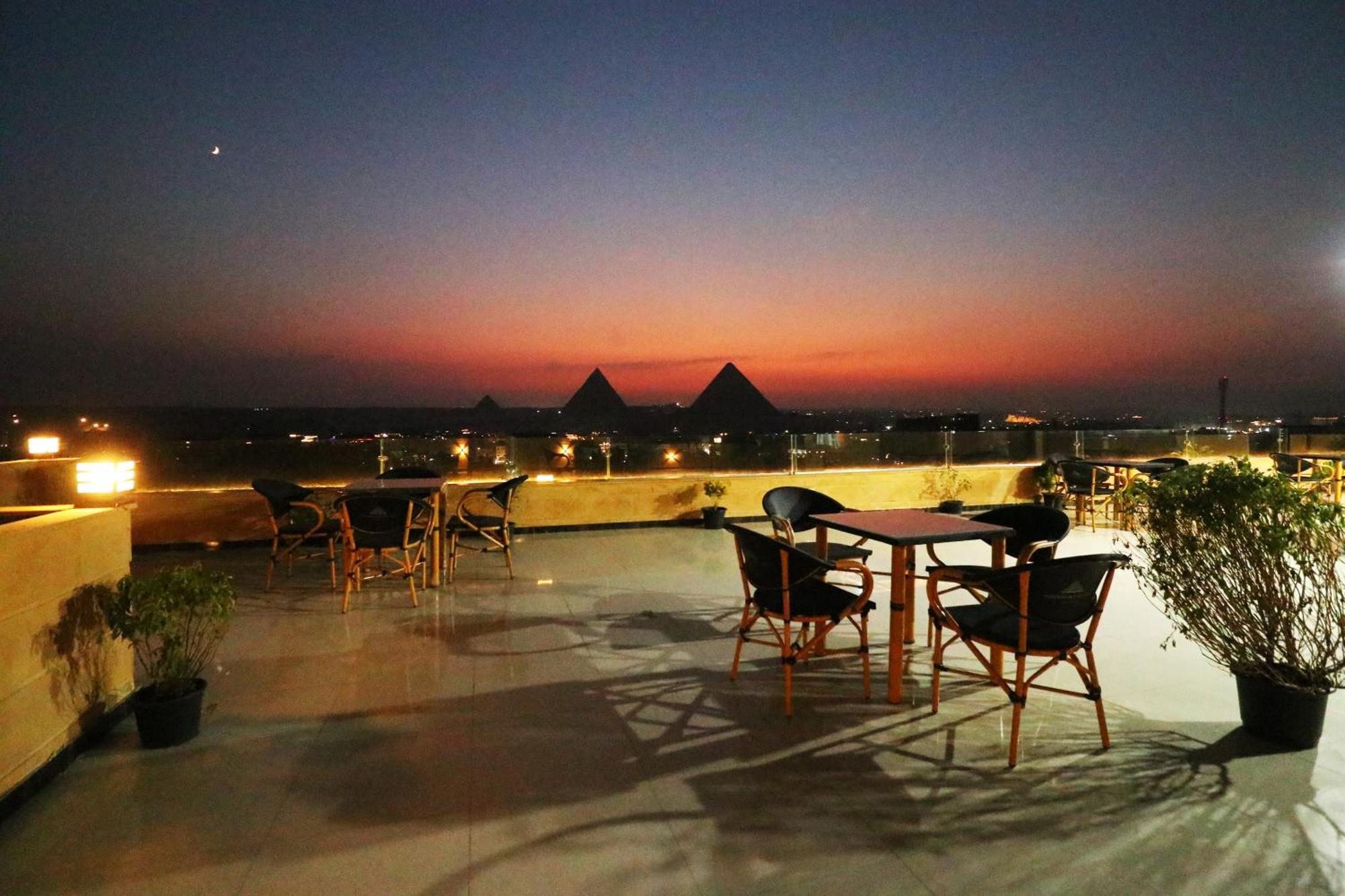 Pyramids Skyline Hotel Cairo Kafret el-Gabal 외부 사진