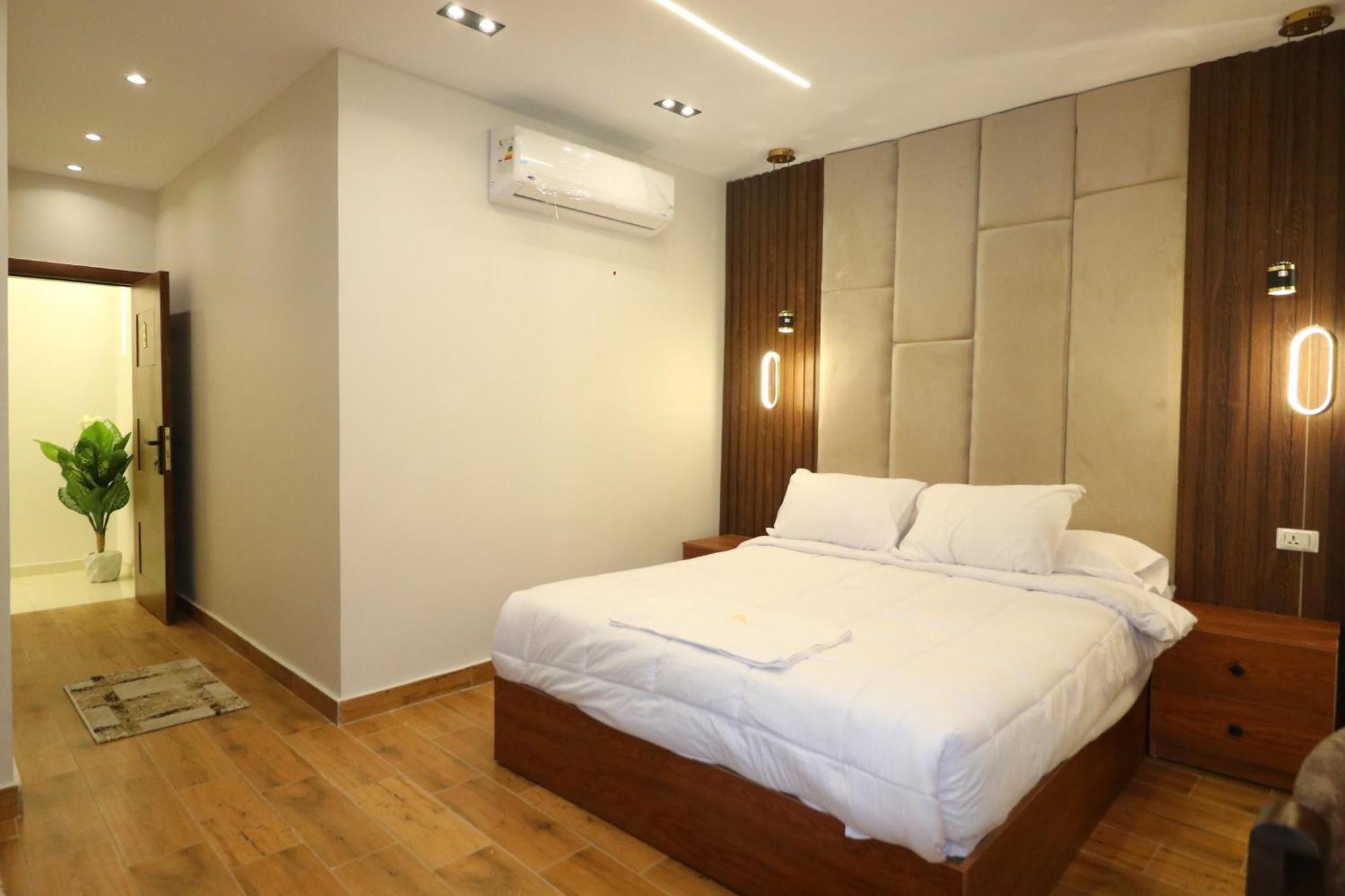 Pyramids Skyline Hotel Cairo Kafret el-Gabal 외부 사진
