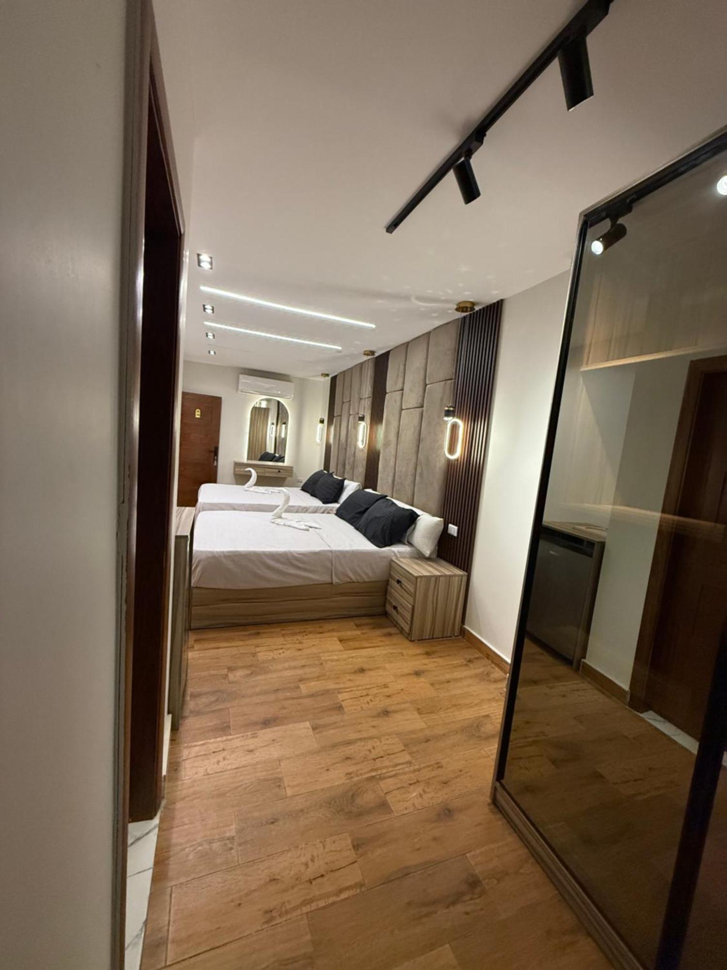 Pyramids Skyline Hotel Cairo Kafret el-Gabal 외부 사진